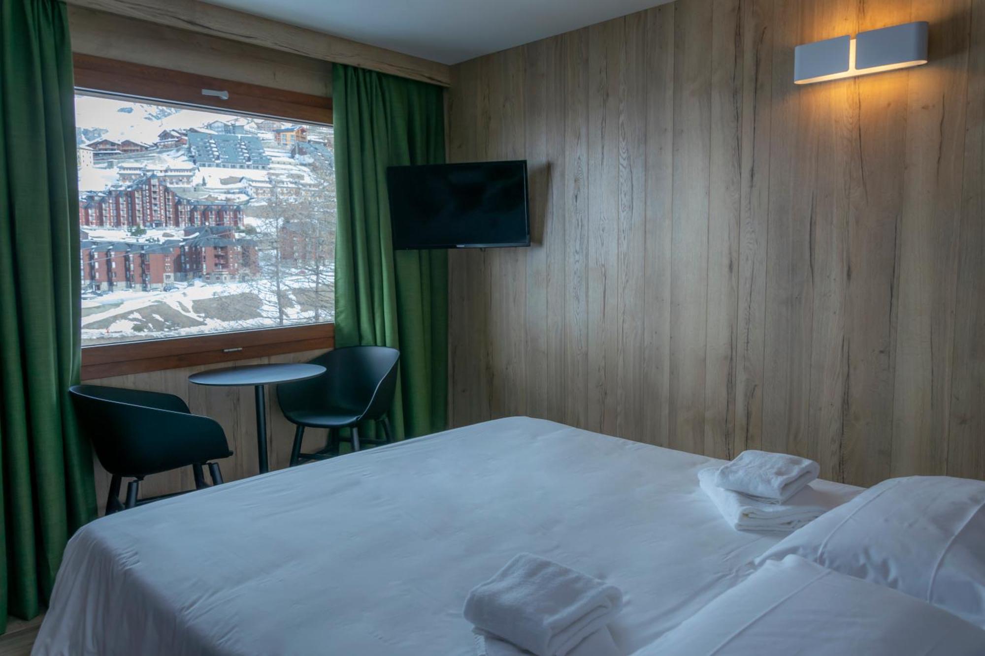 Hotel Petit Palais Breuil-Cervinia Extérieur photo
