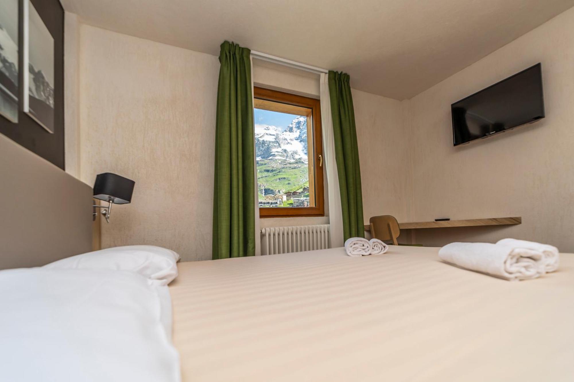 Hotel Petit Palais Breuil-Cervinia Extérieur photo