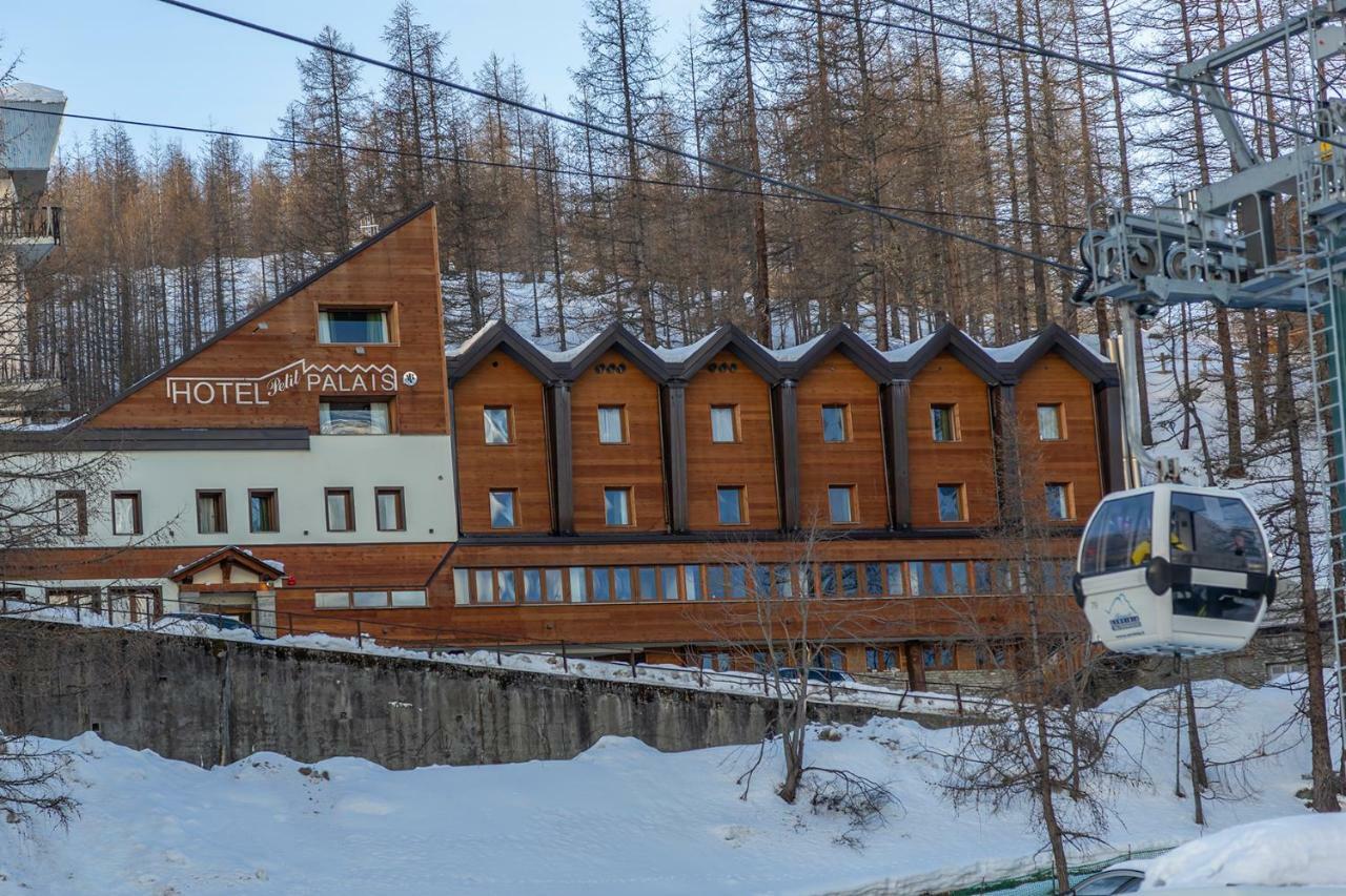 Hotel Petit Palais Breuil-Cervinia Extérieur photo