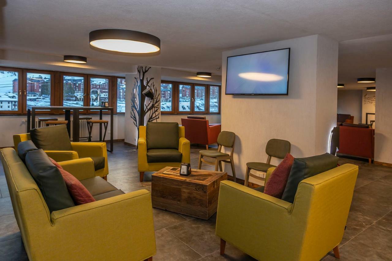 Hotel Petit Palais Breuil-Cervinia Extérieur photo